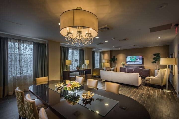 Room 41 of 145