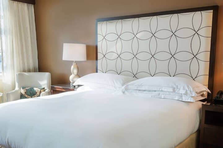 Room 25 of 145